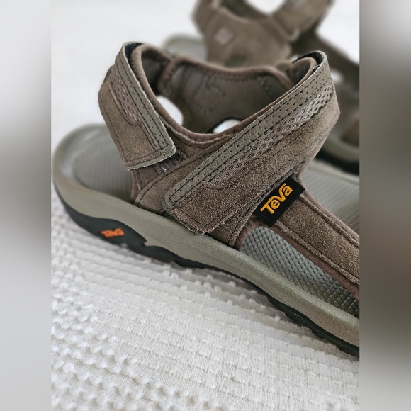 Men's Tevas size 13 (US) Hudson bungee cord (color) - Picture 5 of 8